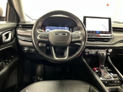 Used 2022 Jeep Compass Trailhawk w/ Trailhawk Elite Group AWD/4WD image 17
