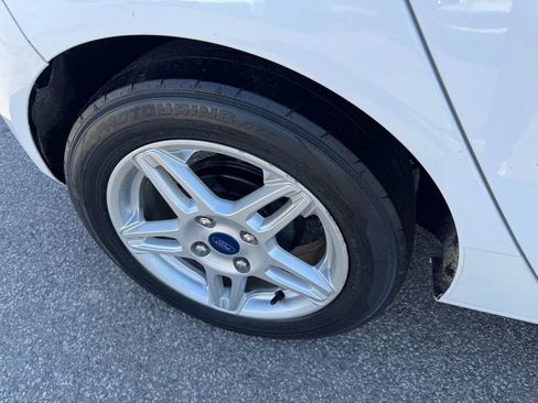 Used 2018 Ford Fiesta SE image 33