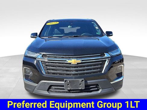 Certified 2023 Chevrolet Traverse LT image 2