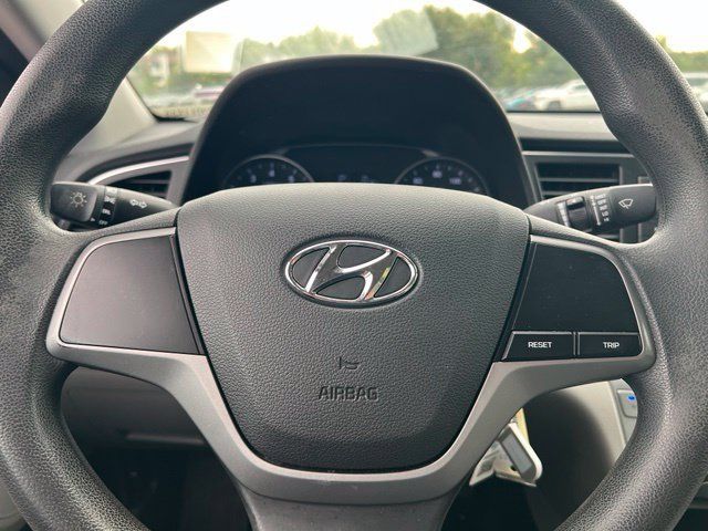 Used 2017 Hyundai Elantra SE FWD image 24