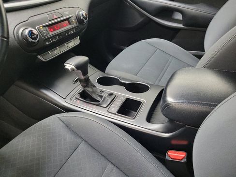 Used 2019 Kia Sorento S AWD/4WD image 26