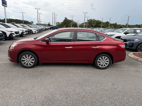 Used 2015 Nissan Sentra SV w/ Cold Weather Package FWD image 10