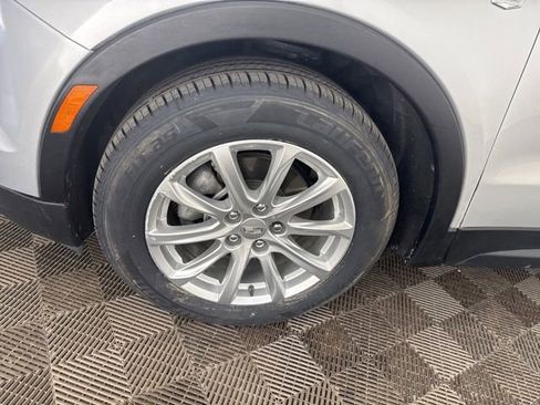 Used 2021 Cadillac XT4 Luxury w/ Driver Awareness Package image 32