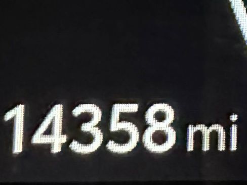 Used 2025 Toyota Camry SE image 24