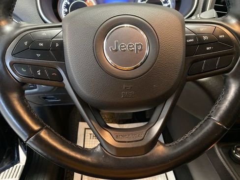 Used 2021 Jeep Cherokee Trailhawk w/ Trailer Tow Group image 13