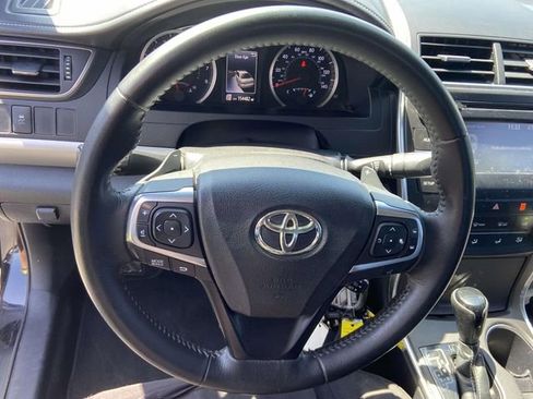 Used 2016 Toyota Camry SE FWD image 13