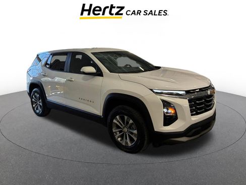 Used 2025 Chevrolet Equinox LT FWD image 1