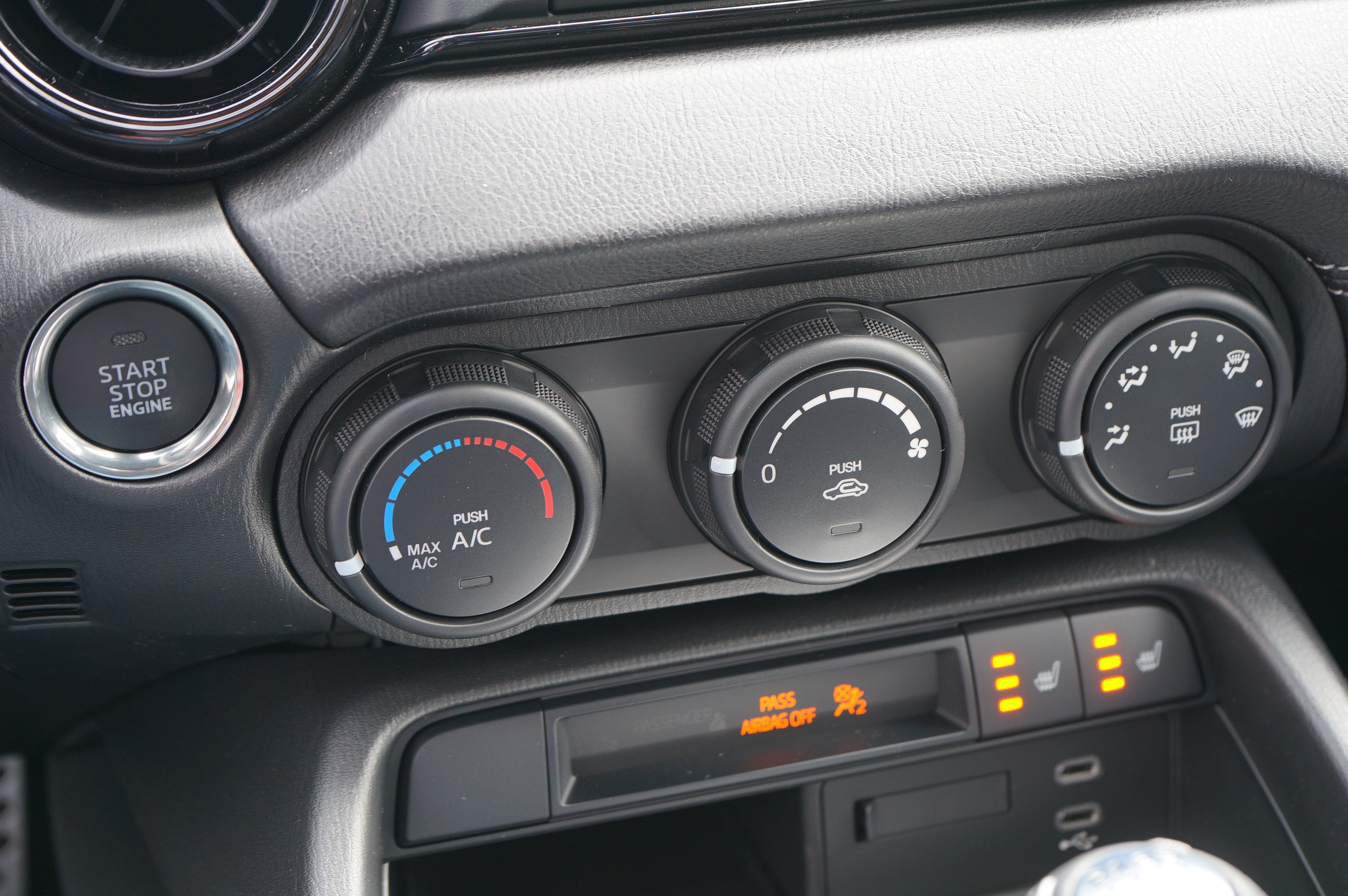 New 2026 MAZDA MX-5 Miata Club w/ Interior Package RWD image 23