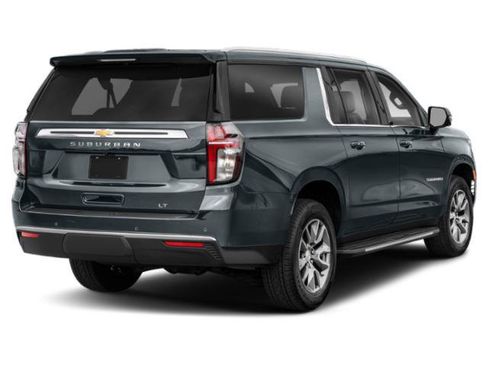 Used 2021 Chevrolet Suburban LT RWD image 2
