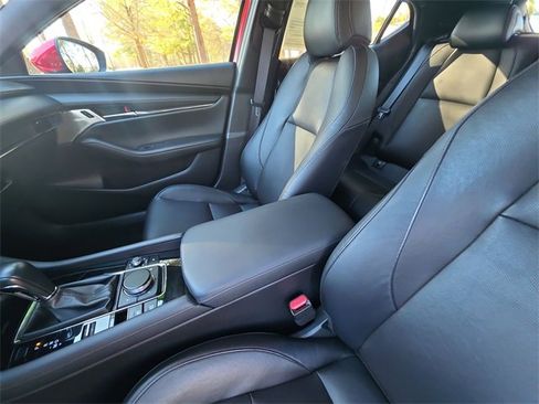 Used 2023 MAZDA MAZDA3 s image 21