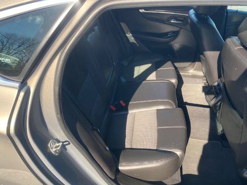 Used 2019 Chevrolet Impala LT image 14