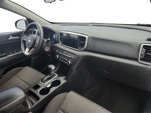 Used 2021 Kia Sportage LX image 20