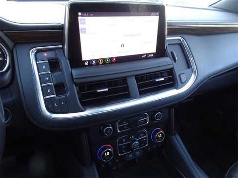 Used 2021 Chevrolet Tahoe High Country w/ Premium Package image 18