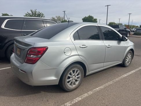 Used 2019 Chevrolet Sonic LT w/ Convenience Package image 10