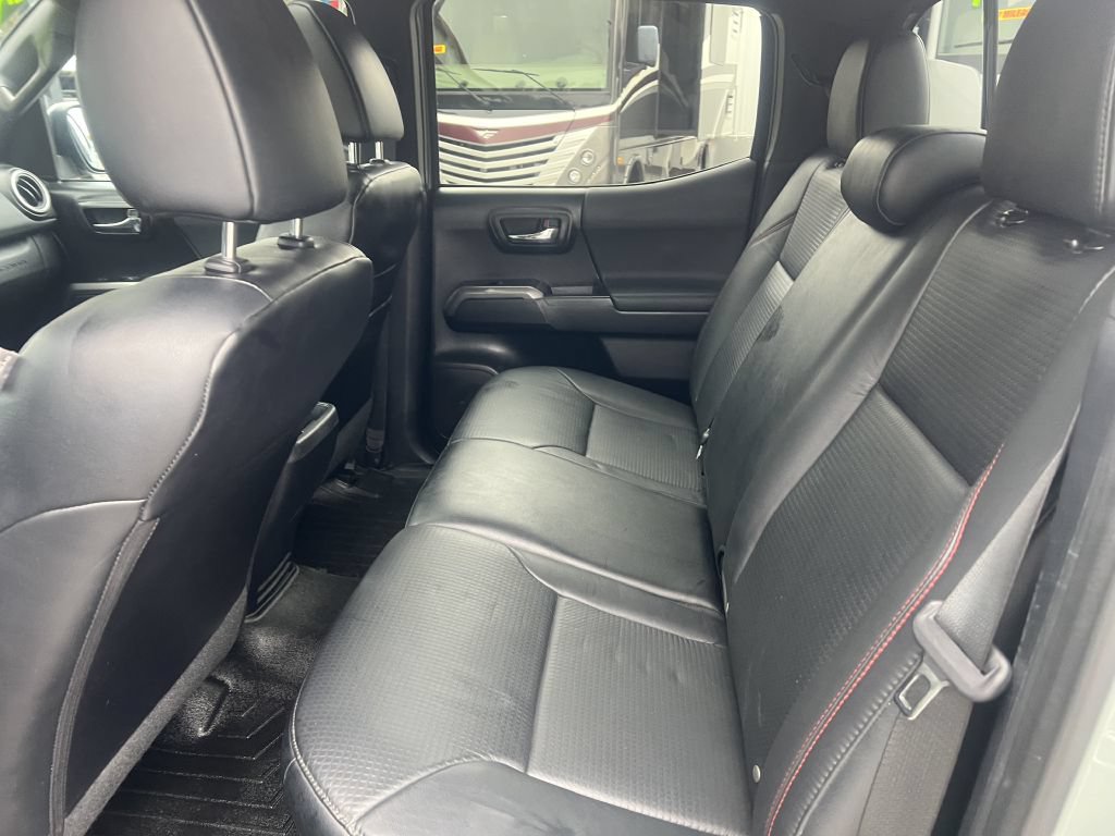 Used 2021 Toyota Tacoma TRD Pro AWD/4WD image 28