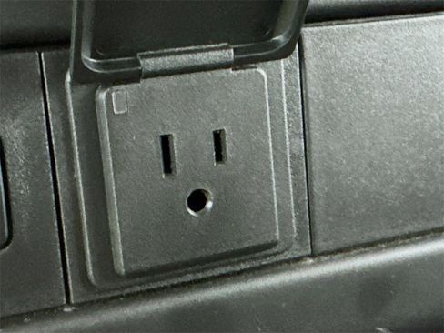 Used 2021 Chevrolet Express 3500 w/ Driver Convenience Package image 14