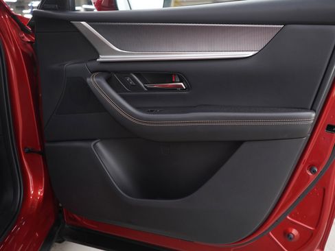 Certified 2025 MAZDA CX-90 Plug-In Hybrid w/ Premium Plus image 9