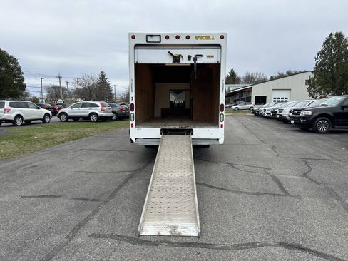 Used 2015 Ford Transit 350 156 DRW w/ Exterior Upgrade Package RWD image 6