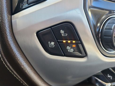 Used 2018 GMC Sierra 1500 SLT image 28