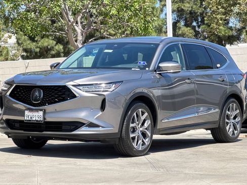 Certified 2024 Acura MDX FWD w/ Technology Package image 11