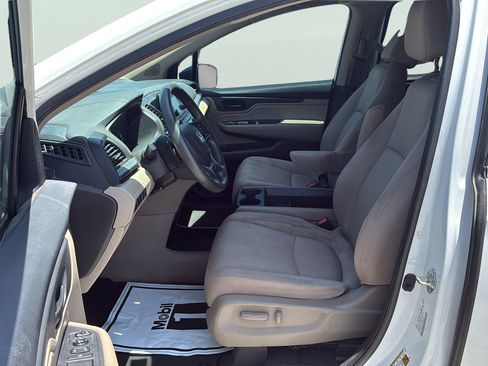 Used 2020 Honda Odyssey LX image 23