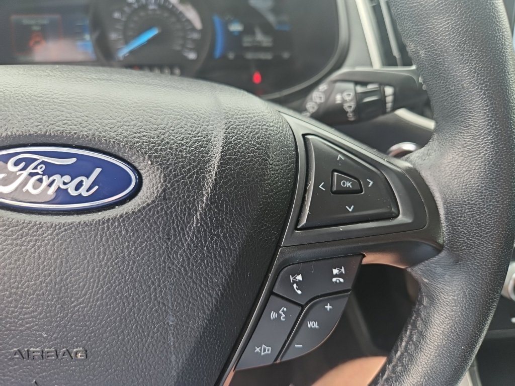 Used 2022 Ford Edge SEL w/ Convenience Package AWD/4WD image 17
