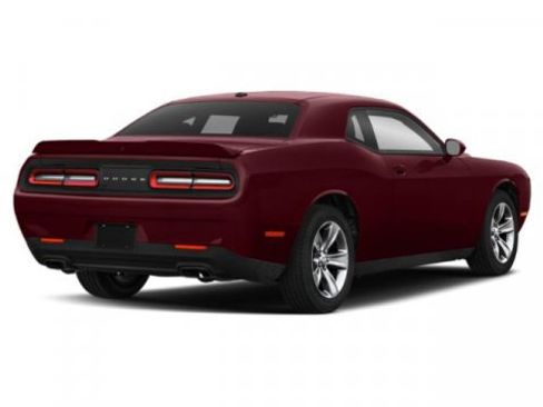 Used 2021 Dodge Challenger SXT image 5