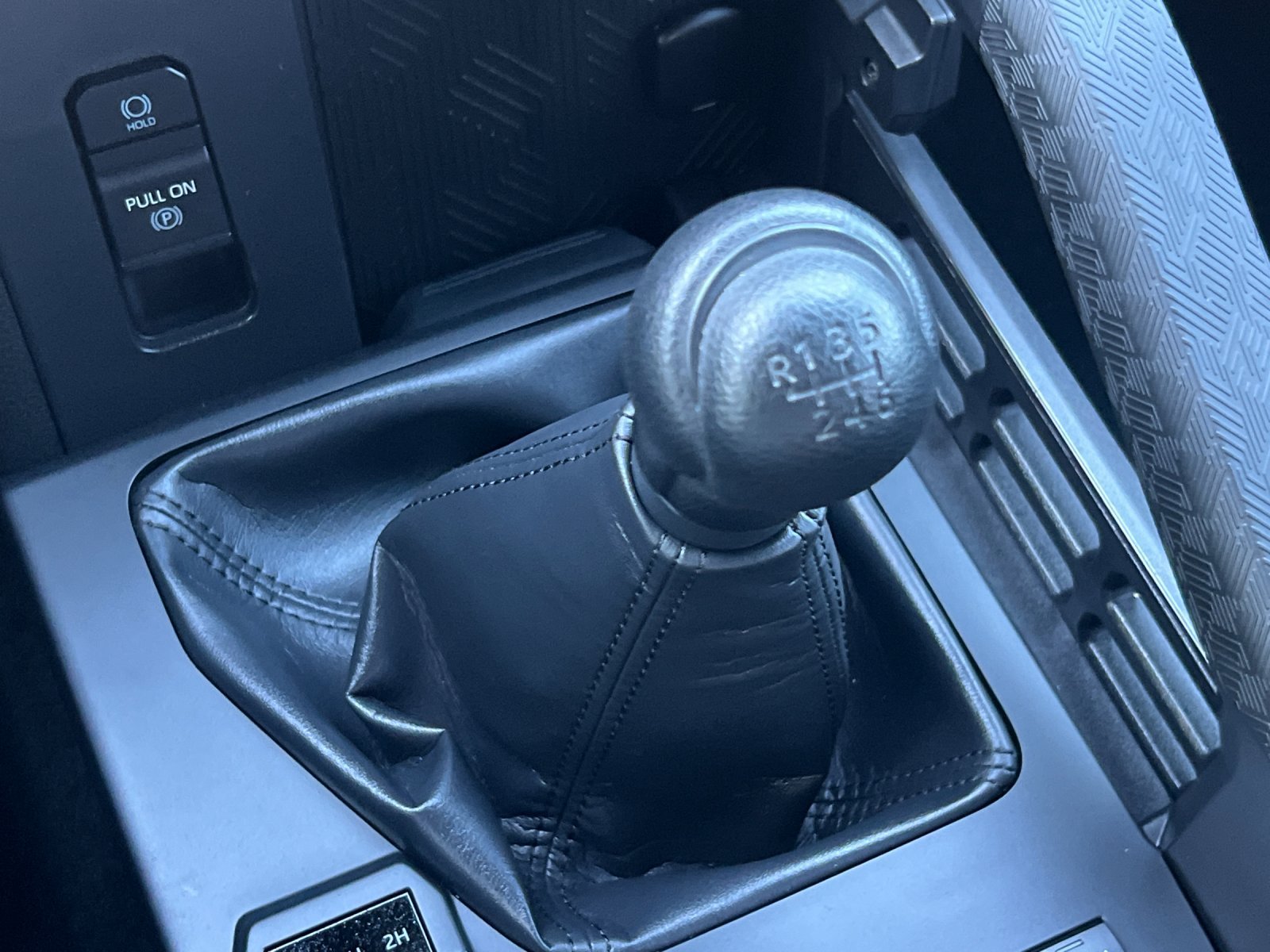 Used 2025 Toyota Tacoma SR AWD/4WD image 19