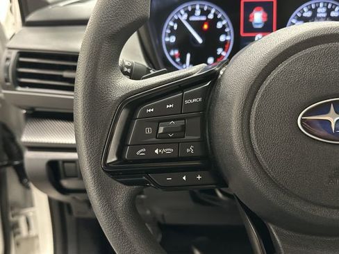 Used 2024 Subaru Crosstrek 2.0i Premium image 9