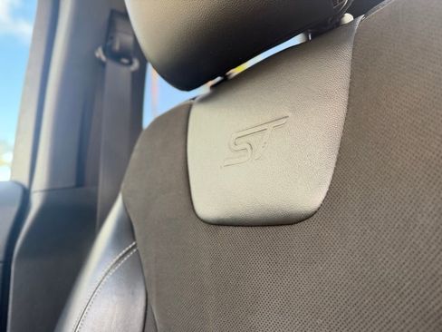 Used 2019 Ford Edge ST w/ Equipment Group 401A image 23