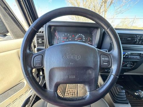 Used 2003 Jeep Wrangler Sahara image 12