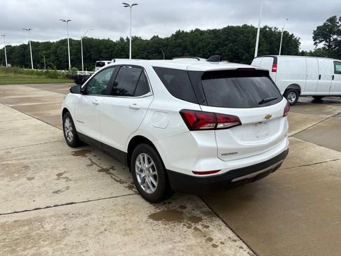 Used 2024 Chevrolet Equinox LT FWD image 4