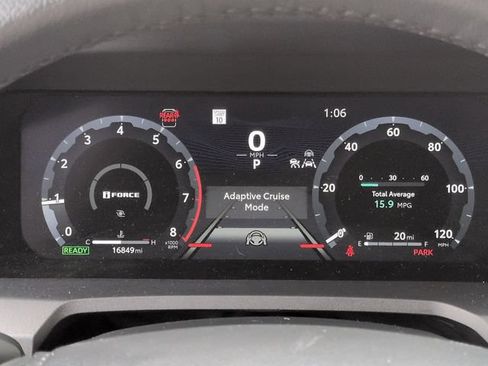 Certified 2025 Toyota 4Runner TRD Off-Road Premium AWD/4WD image 27