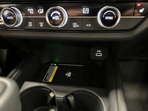 New 2025 Honda HR-V EX-L image 22