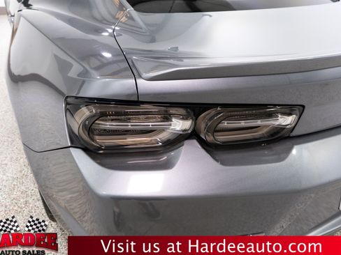 Used 2021 Chevrolet Camaro LT w/ RS Package RWD image 9