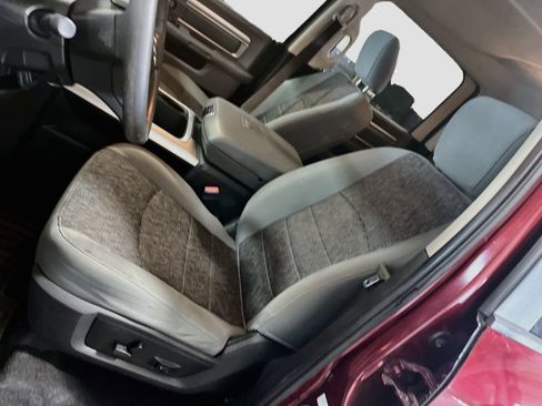 Used 2019 RAM 1500 Warlock AWD/4WD image 18