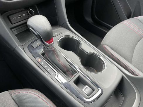 Used 2024 Chevrolet Equinox RS image 28