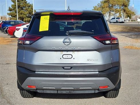 Used 2021 Nissan Rogue SV image 5