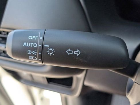 New 2026 Honda HR-V LX image 18