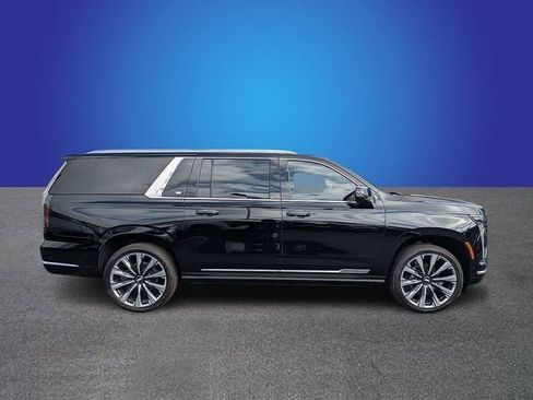 New 2026 Cadillac Escalade Luxury w/ Touring Package AWD/4WD image 6