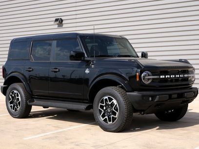 New 2026 Ford Bronco Outer Banks