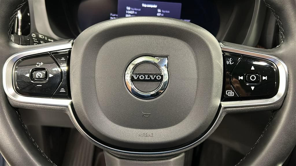 Used 2024 Volvo XC60 T8 Plus w/ Protection Package Premier AWD/4WD image 12