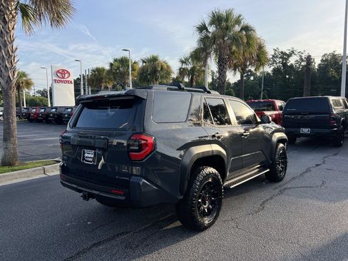 Used 2025 Toyota 4Runner TRD Off-Road Premium AWD/4WD image 10