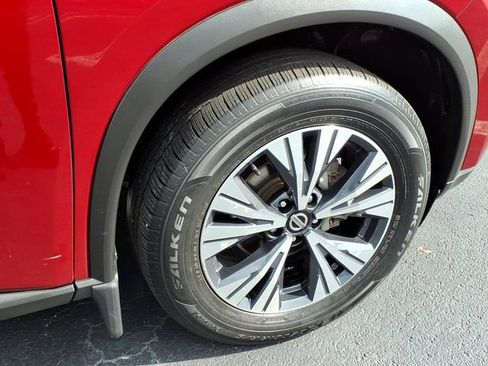 Used 2021 Nissan Rogue SV FWD image 18
