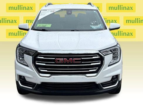 Used 2022 GMC Terrain SLT w/ Tech Package FWD image 14