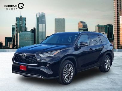 New 2026 Toyota Highlander Platinum