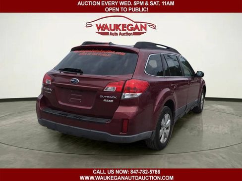 Used 2011 Subaru Outback 2.5i Limited w/ PWR Moonroof Pkg AWD/4WD image 5