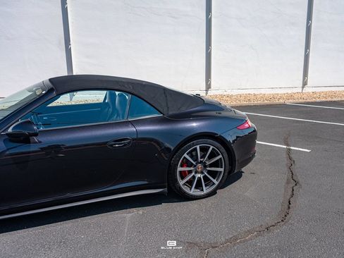 Used 2014 Porsche 911 Carrera 4S AWD/4WD image 4