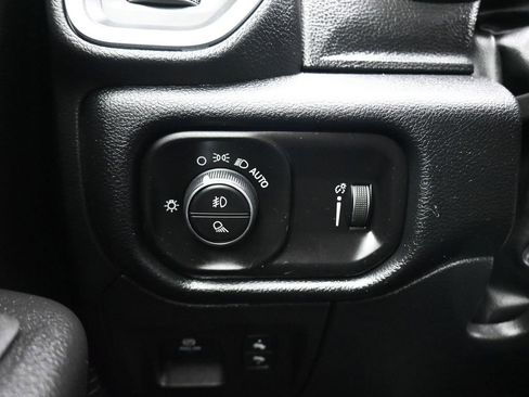 Used 2022 RAM 1500 Big Horn image 32