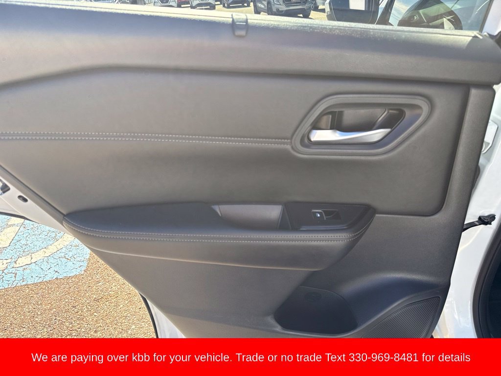 Used 2024 Nissan Rogue SL w/ SL Premium Package AWD/4WD image 43
